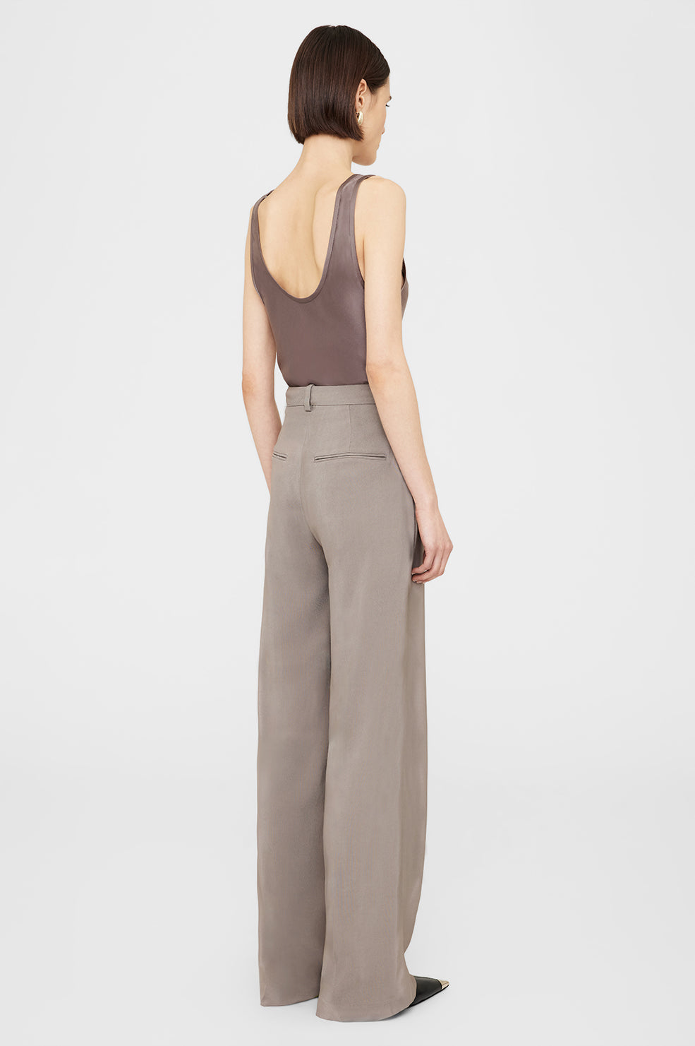 ANINE BING Dolan Trouser - Clay - On Model Back